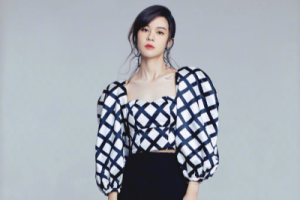 郁可唯《路过人间吉他谱》指弹原版