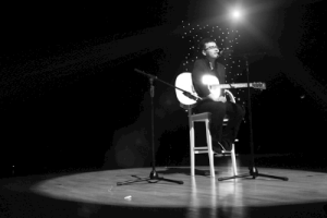 安来宁《我的名字叫做安吉他谱》A调原版