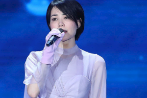 王菲《百年孤寂吉他谱》G调原版