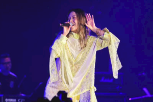 孙盛希《少一点天份吉他谱》G调男生原版