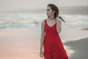 WE FELL IN LOVE IN OCTOBER吉他谱-GIRL IN RED-G调六线谱