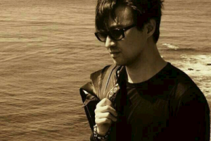 汪峰《生来彷徨吉他谱》G调原版