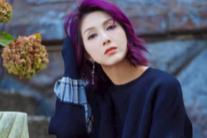 杨千嬅《大城小事吉他谱》F调原版