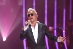 巫启贤《你是我的唯一吉他谱》A调原版