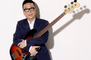 李春波《等俺有钱了吉他谱》G调原版