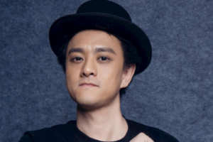 赵英俊《送你一朵小红花吉他谱》G调原版图片谱