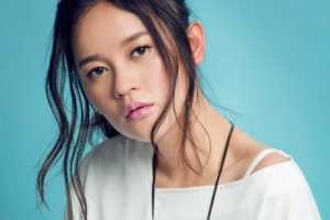 程响《长街万象吉他谱》G调简单版