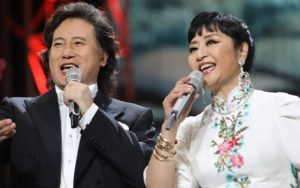 松花江上简谱-戴玉强/殷秀梅-E调歌曲简谱