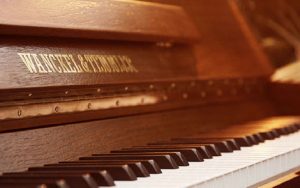 小星星变奏曲钢琴谱-钢琴独奏五线谱