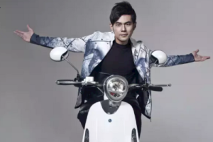 周杰伦《给我一首歌的时间吉他谱》C调完美原版