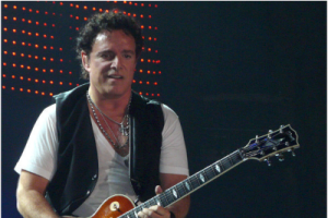 文章《三百六十五里路吉他谱》G调