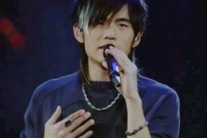 周杰伦《给我一首歌的时间吉他谱》G调初级版