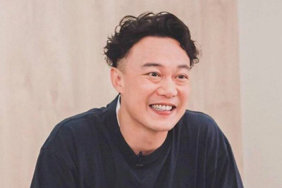 陈奕迅《爱是一本书吉他谱》 A调原版 陈奕迅《爱是一本书吉他谱》 A调原版