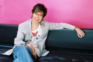 品冠《爱你的那一天吉他谱》C调原版