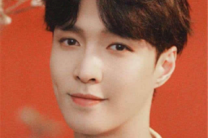 张艺兴《When It’s Christmas吉他谱》C调原版