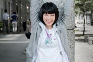 魏如萱《香格里拉吉他谱》G调简单原版