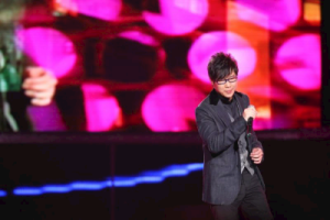 品冠《门没锁吉他谱》G调原版