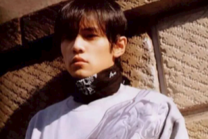 周杰伦《世界未末日吉他谱》C调原版吉他谱