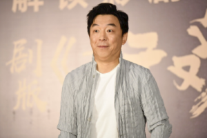 黄渤《一百年很长吗吉他谱》C调弹唱六线谱