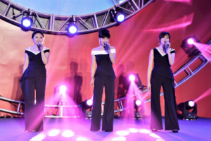 黑鸭子组合《听妈妈讲那过去的事情吉他谱》C调