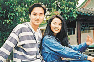 张智霖/许秋怡《片片枫叶情吉他谱》C调原版