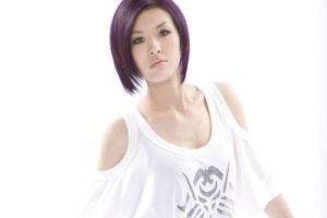 魏如昀《听见下雨的声音吉他谱》A调原版