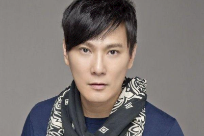 张信哲《忘情忘爱吉他谱》D调原版 张信哲《忘情忘爱吉他谱》D调原版