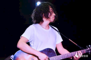 GALA乐队《追梦赤子心吉他谱》F调弹唱六线谱