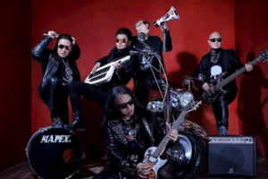 湖水吉他谱-天堂乐队《湖水》C调吉他弹唱谱