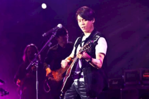 陶喆《Dear God吉他谱》E调