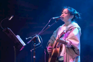 花粥《我在十点差三分的时候开始想你吉他谱》G调原版