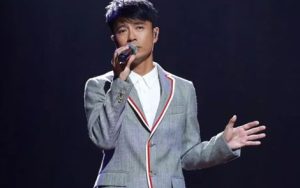 李克勤《旧欢如梦吉他谱》F调原版