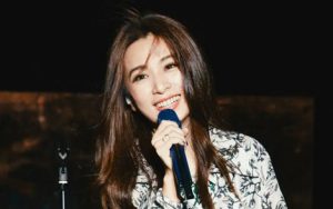 田馥甄《你就不要想起我吉他谱》C调原版