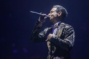 张学友《她来听我的演唱会吉他谱》G调原版