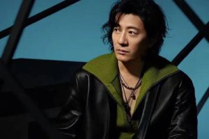 郑钧《极乐世界吉他谱》A调原版图谱