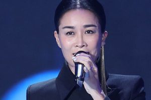 那英《愿赌服输吉他谱》F调弹唱六线谱