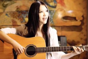 一瞬间吉他谱-丽江小倩《一瞬间》E调图片谱-双吉他六线谱