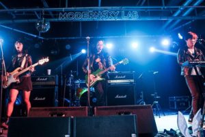 新裤子《每一次我们开始争吵吉他谱》G调原版弹唱谱