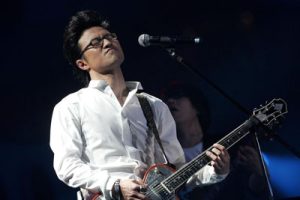 汪峰《再见青春吉他谱》C调原版弹唱谱