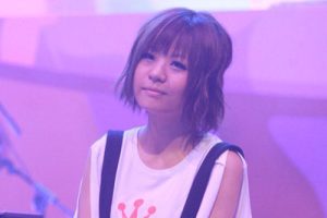 冯曦妤《我在那一角落患过伤风吉他谱》G调原版