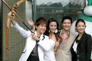 李雅微《我们的纪念吉他谱》C调简单版