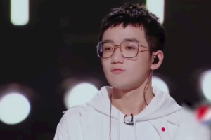 钟易轩《年少的你吉他谱》G调原版弹唱谱