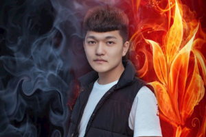 浩然HR《年少的你啊吉他谱》G调原版六线谱