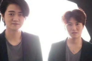 展展与罗罗《沙漠骆驼吉他谱》C调弹唱谱