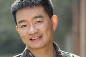 小曾《我的老班长吉他谱》G调弹唱六线谱