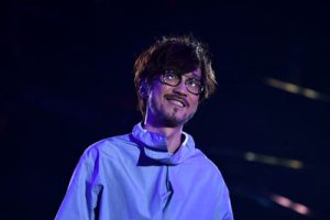 周传雄《关不上的窗吉他谱》D调原版弹唱谱