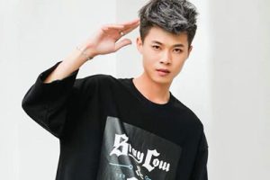 许华升《与你同在吉他谱》C调原版弹唱谱