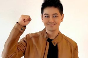 林志颖《十七岁那年的雨季吉他谱》D调原版