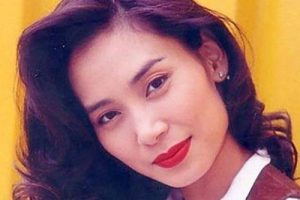 邝美云《堆积情感吉他谱》G调原版图谱