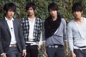 飞轮海《寂寞暴走吉他谱》C调原版弹唱谱